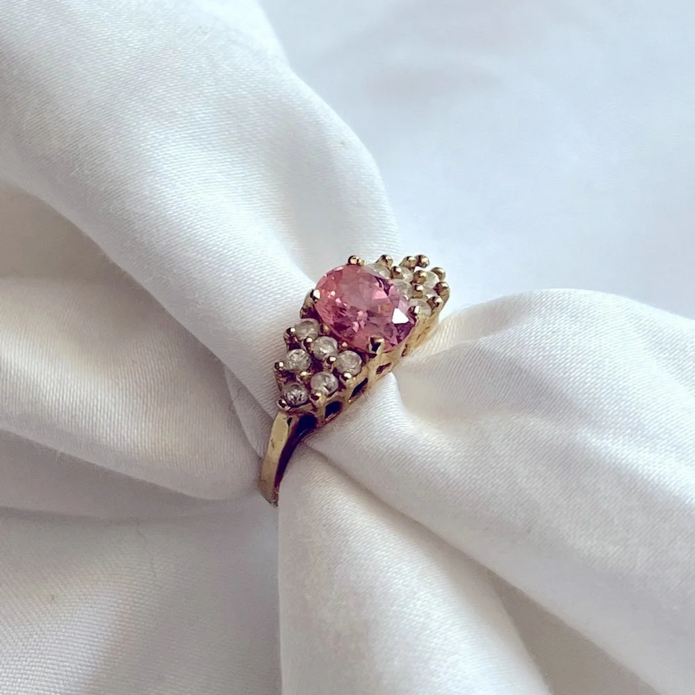 VINTAGE‎ gold and Pink Ring sz 7.5